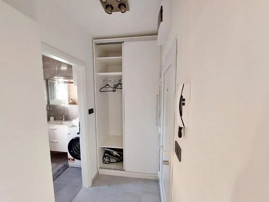 Stefan 1 Apartment Umag